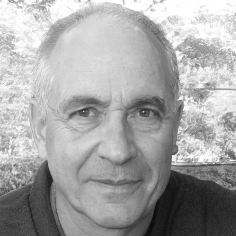 Portrait de Loïs Mercier, conseiller financier senior